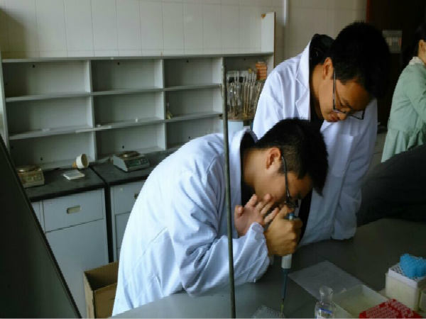 实践出真知，药院扬风采——第六届生命科学实验竞赛暨首届实验技能大赛圆满成功
