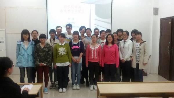 转型谱写新篇章，演讲展现读书情——药学院学生骨干训练营第一课圆满完成