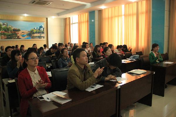 精彩人生，优从中来——药学院举行市级评优答辩会