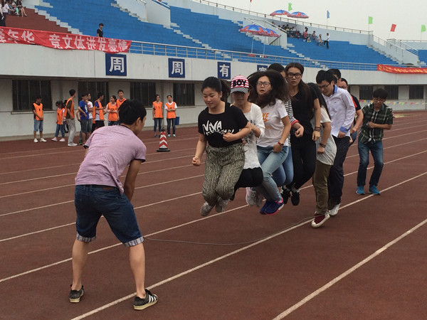 春满江南，欢乐运动——药学院畅玩校欢乐运动会